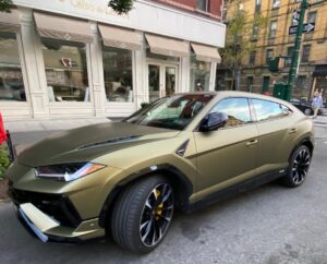 The Pinnacle of Autonomy: Exploring the Top Luxury Cars with Advanced Self-Driving Features