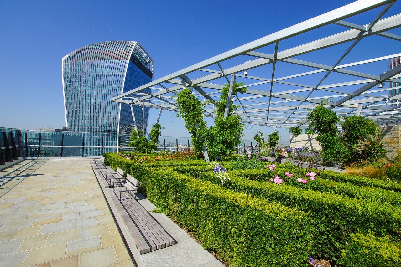 Opulent Rooftop Gardens Urban Green Spaces for Luxury Residences